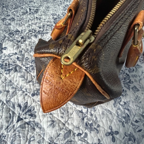 Vintage Louie Vuitton hand bag - Picture 9 of 11